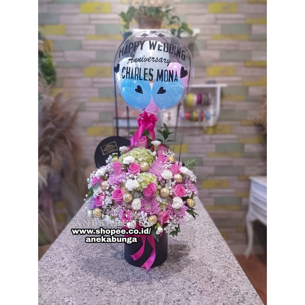 Rangkaian Bunga Asli Balon Coklat Ferrero Happy Wedding Anniversary Birthday Balloon Fresh Flower Gi