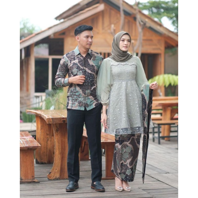 Batik Couple Kebaya Modern Kebaya Tunangan Kebaya Wisuda Kebaya Couple Kebaya Tunik Kebaya Kondangan Kebaya Lamaran-COUPLE GREEN