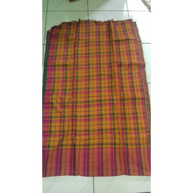 Nggoli mbojo assli tenun bima nusa tenggara barat NTB