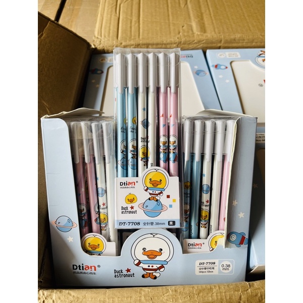 

pen gel motif duck astonaut isi 12