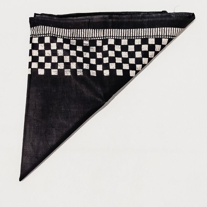 Udeng segitiga motif Lis catur kotak* /blangkon aegitiga/sleyer batik hitam/iket jaranan