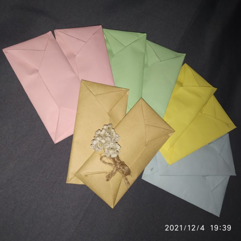 

Amplop Lebaran custom nama keluarga - angpao amplop uang - amplop duit tanpa perlu di lem - amplop lebaran unik