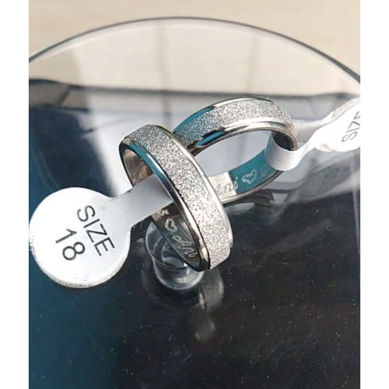 Cincin couple titanium ukir nama
