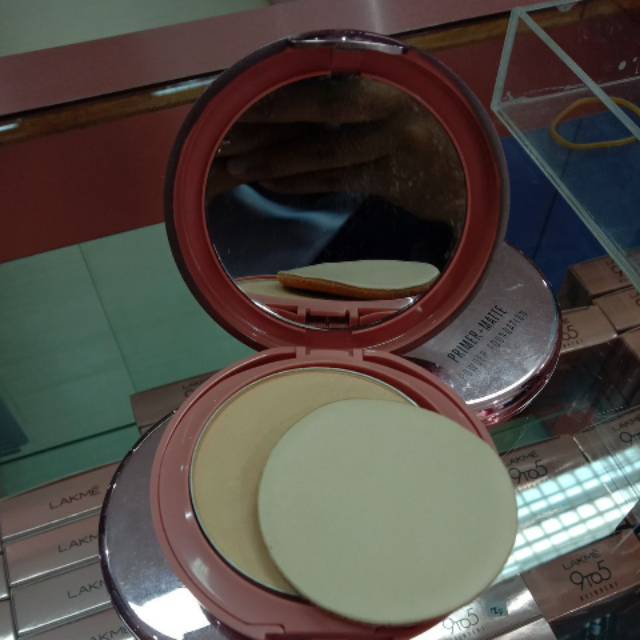 Lakme Primer matte powder foundation