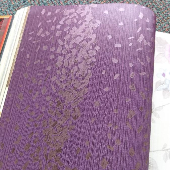 Wallpaper Dinding Vinyl Corak Abstrak Kombi Warna Ungu 117-5212 38Pg Wd676538