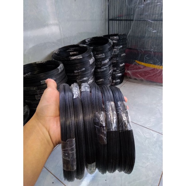 Ruji Fiber Sangkar Ukuran 1 mm Roll Hitam.
