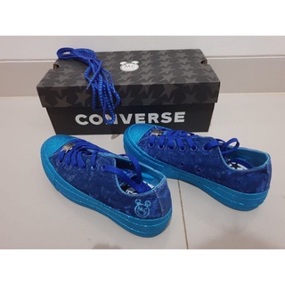 velvet platform converse