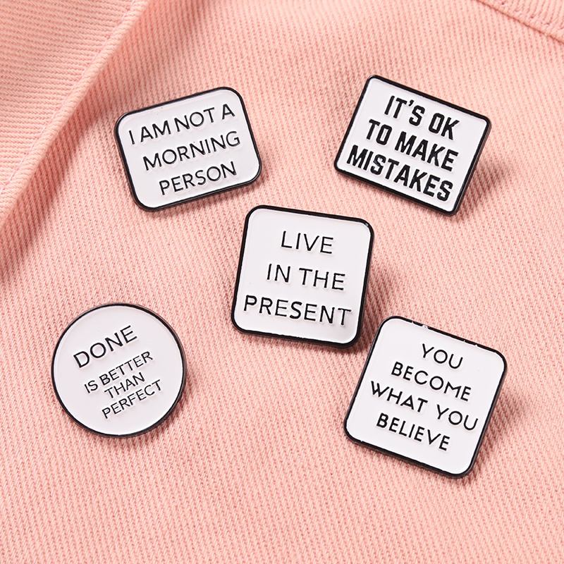 Bros Pin Enamel Desain Quotes Motivasional Copywriting Untuk Hadiah Teman