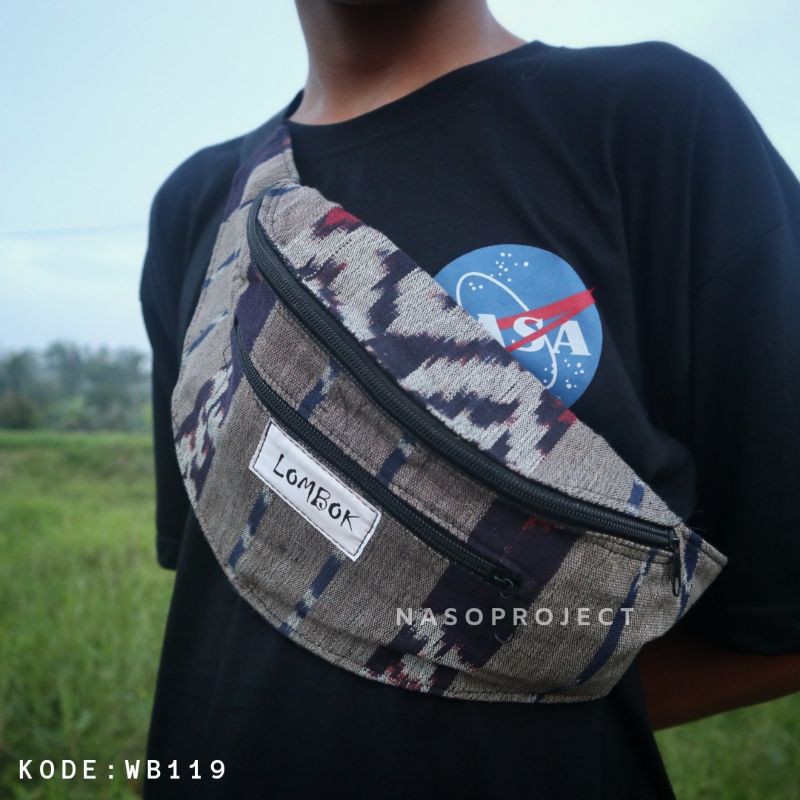 Waistbag Bahan Kain Tenun Etnik Lombok