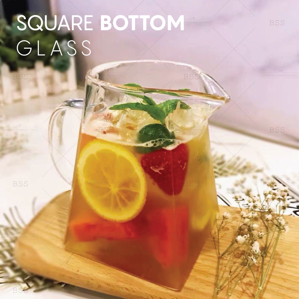 Gelas Kaca Kotak Teko Teh Borosilicate Jus Susu Glass Square Kopi Polos Cantik Pegangan