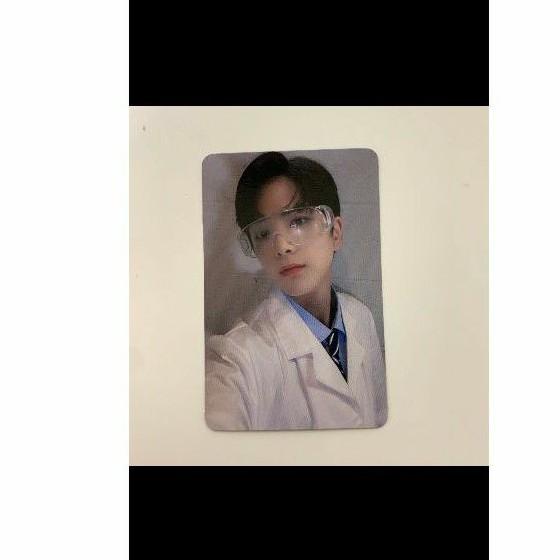 [BOOKED] THE BOYZ BENEFIT MMT 2 HALLOWEEN PC PHOTOCARD YOUNGHOON
