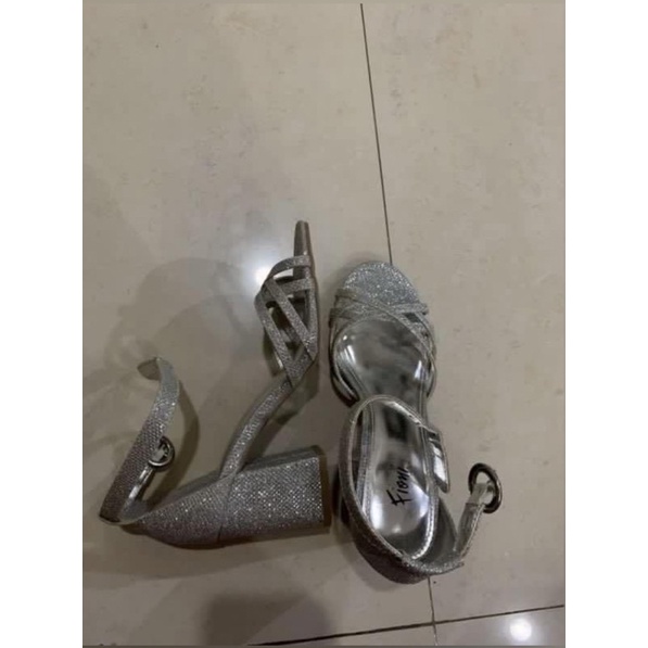 Fioni Heels Hak Tinggi Silver size 36