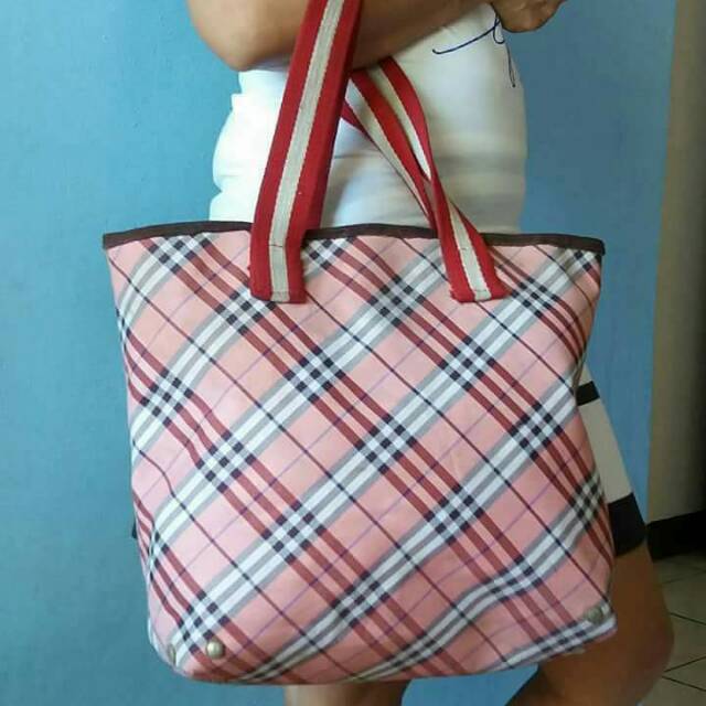 Tas Burberry blue label preloved
