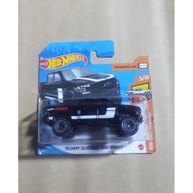 Hotwheels short card 19 CHEVY SILVERADO TRAIL BOSS LT HW HOT TRUCKS