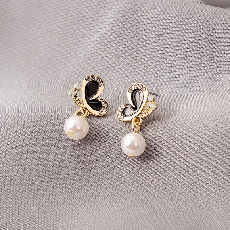 Anting Stud Jarum S925 Silver Aksen Mutiara Berlian Gaya Retro Korea Untuk Wanita