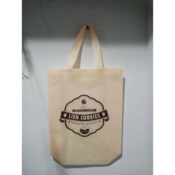 30×40×10 Tas Spunbond Box Sablon / Standing Handle Goodiebag Souvenir