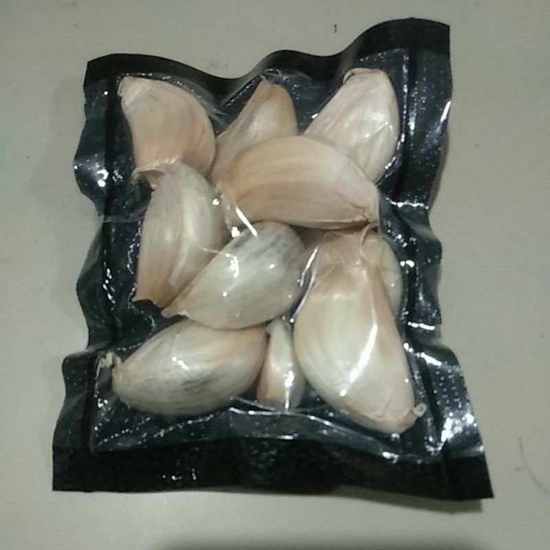 

BAWANG PUTIH KEMASAN VACUM 100 GRAM