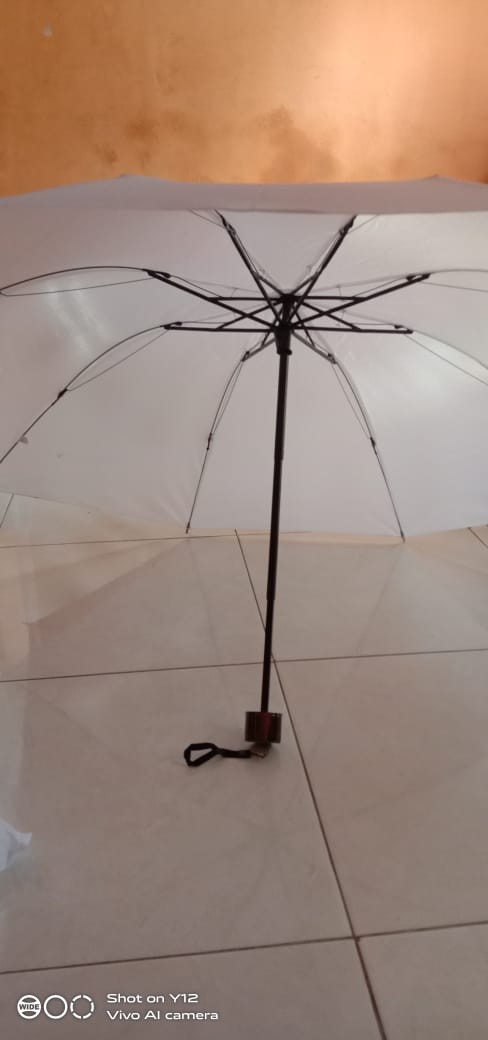 Payung Lipat 3 Payung Putih Polos Khusus Sablon Payung Promosi Payung Souvenir Haji Umroh