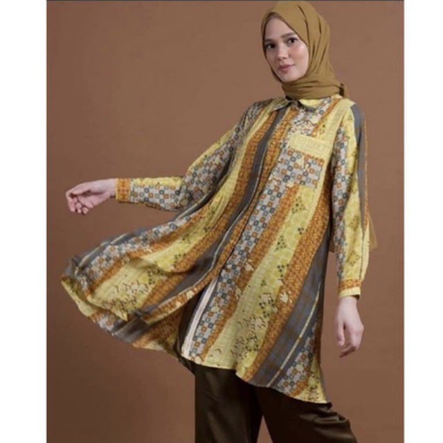 PL Menik Tunik Ria Miranda