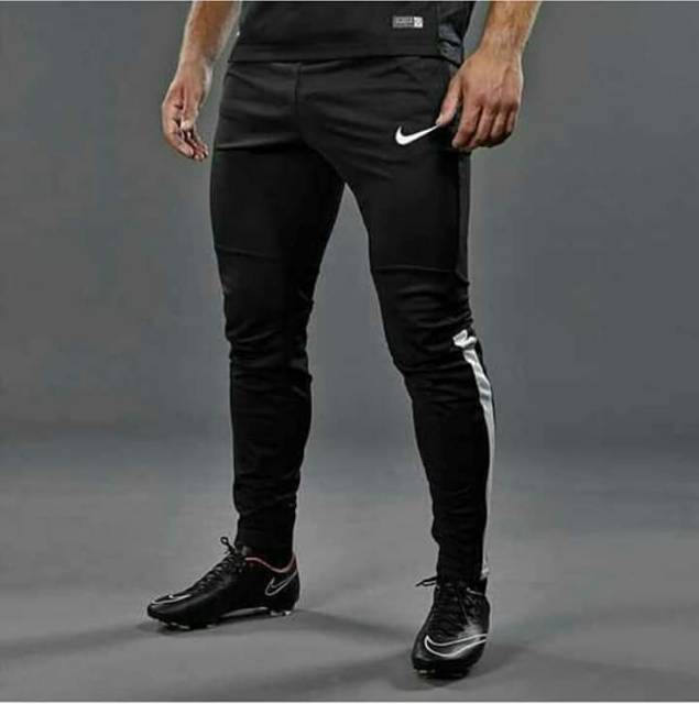 [High Premium] Training Trackpants Garis