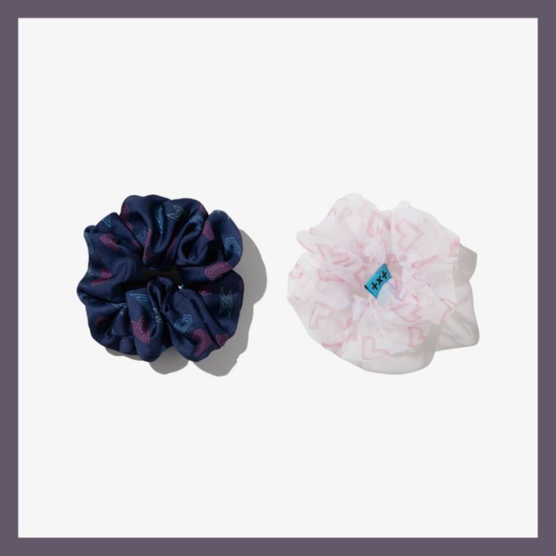 SCRUNCHIE TXT FREEZE UNIFORM