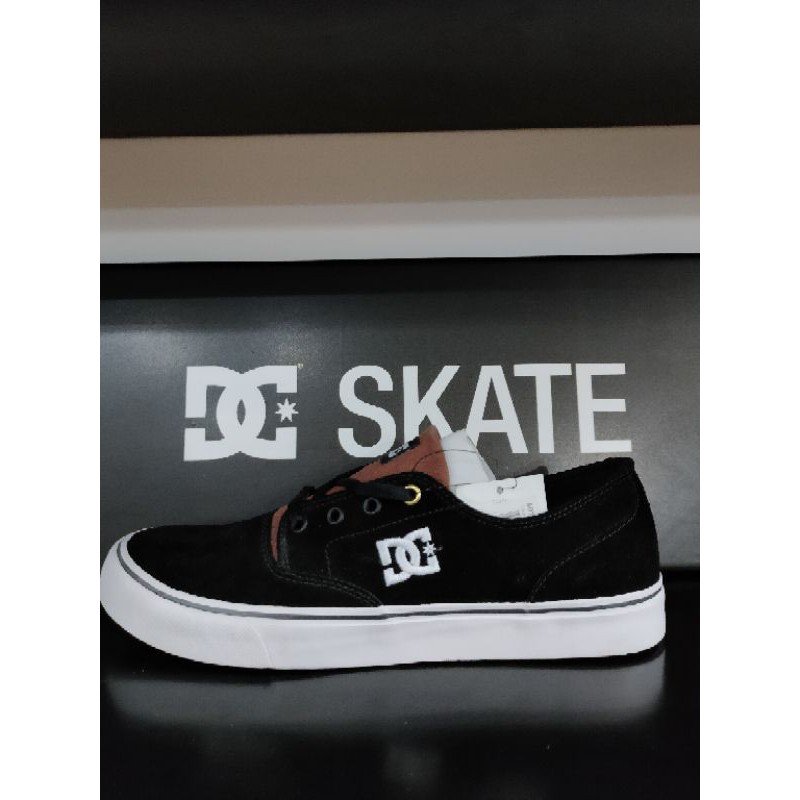 sepatu dc original 004