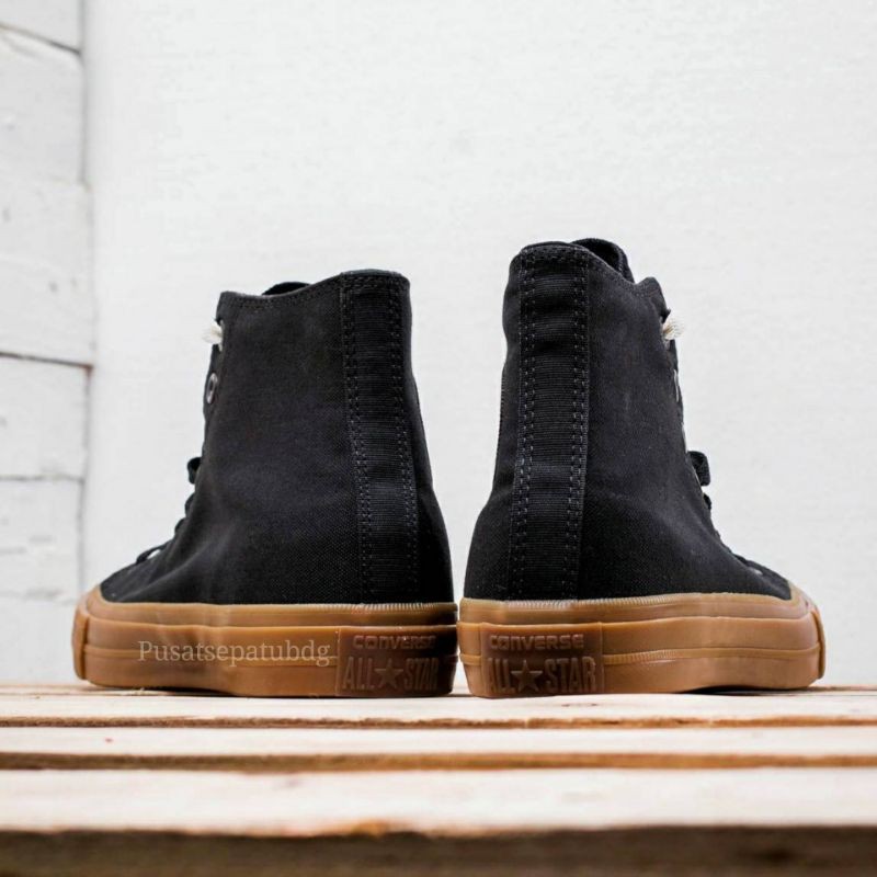 Converse Chuck Taylor High Black Gum