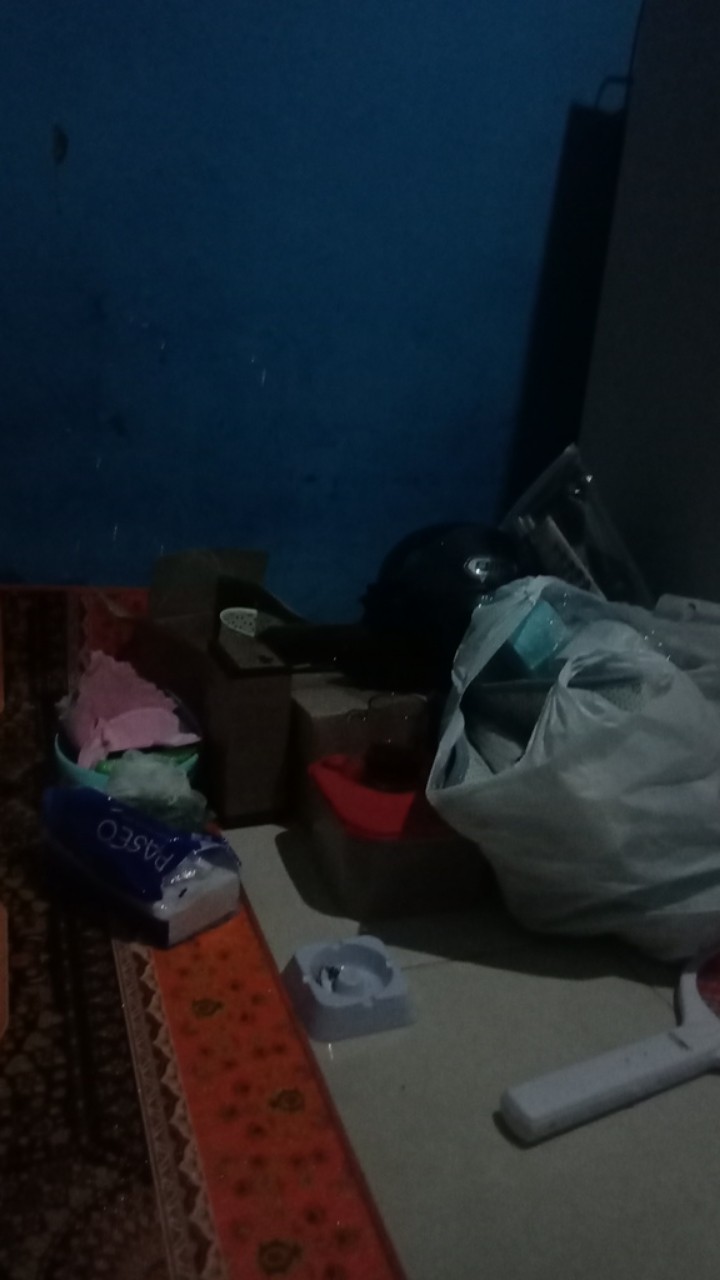 Pouch Gantung 3 Sekat Storage Bag Rak Dinding Tempat Aksesoris Kosmetik Buku