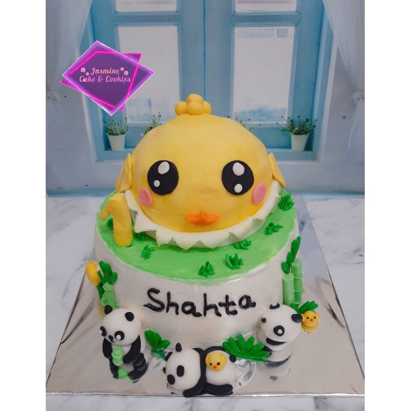 

kue tingkat bebek