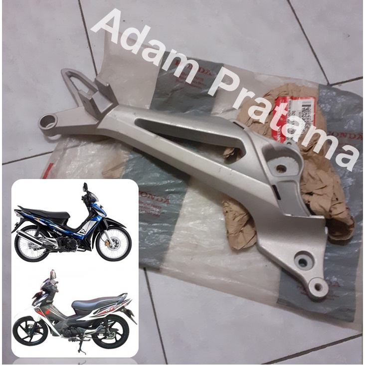 Dudukan Step Revo 100 Supra X 125 Sebelah Kanan 50605-KVR-600 Holder Put Step Kanan Honda Revo 100 S
