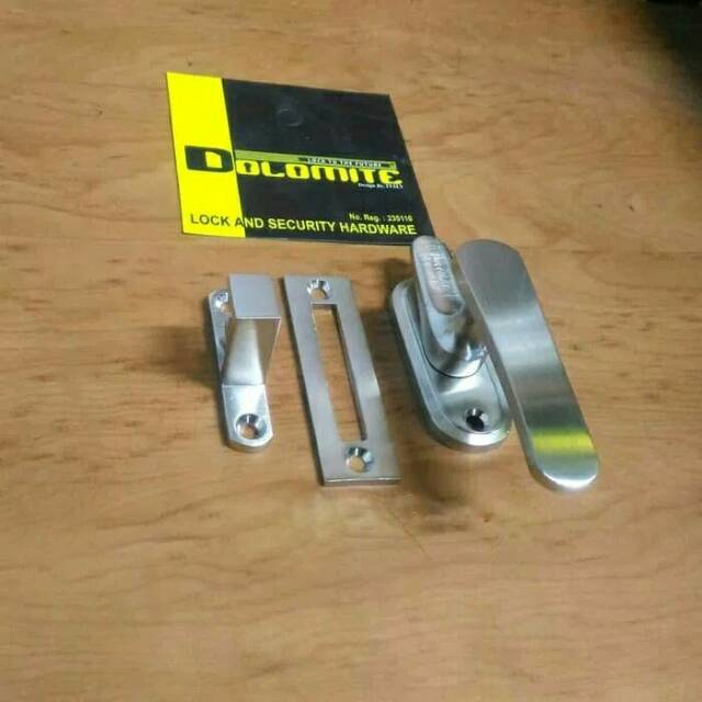 Rambuncis kunci jendela dolomite RB 2102