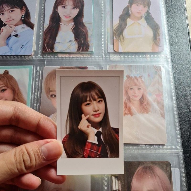 [booked] yena polaroid skoolooks