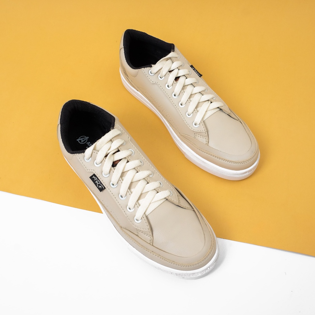 JOSE CREAM |ManNeedMe x ARF| Sepatu Sneakers Pria Casual Shoes ORIGINAL