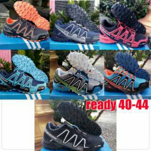 Sepatu running salomon