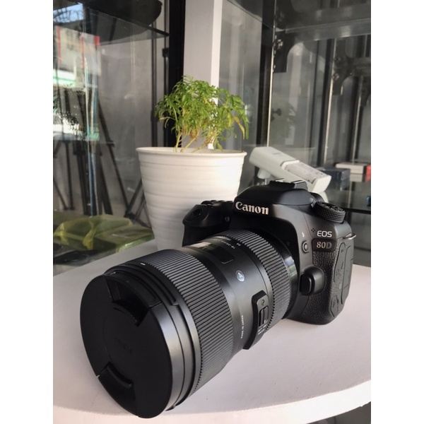 CANON 80D + LENSA SIGMA 18-35mm | SECOND