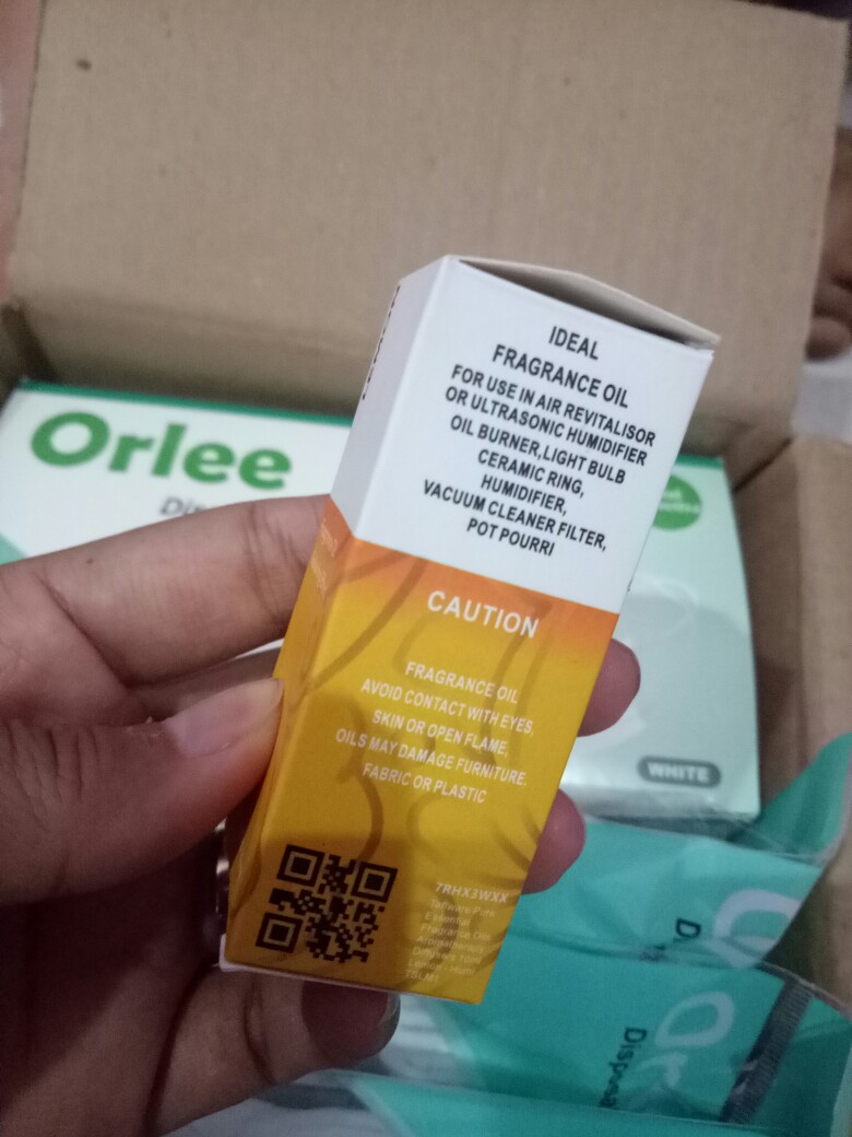 Pengharum Ruangan Diffuser Air Humidifier Purifier Aroma Terapi 10ml