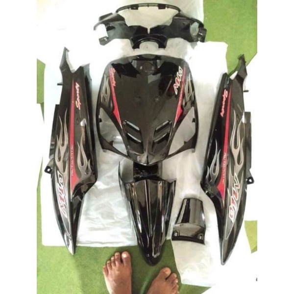 BODY FULL HALUS MIO SPORTY HITAM 2006