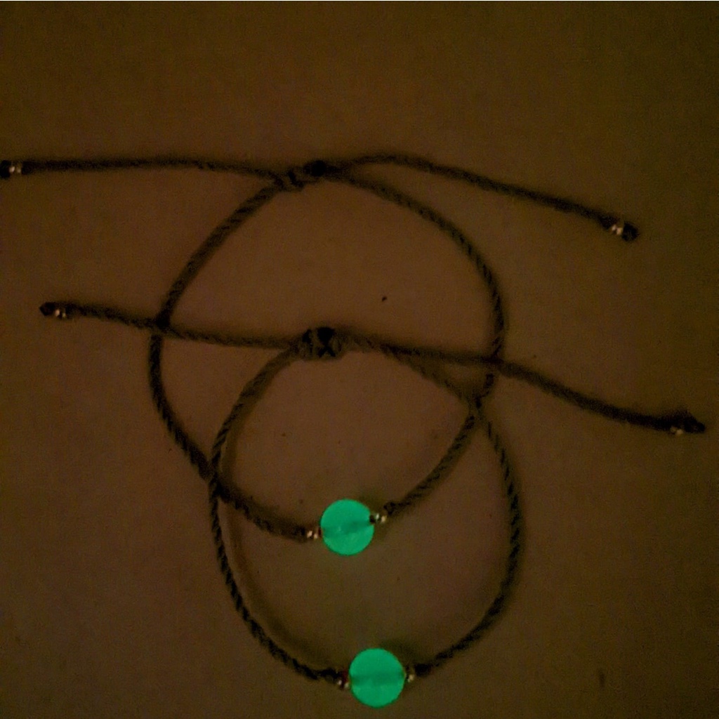 Gelang Tangan Dapat Menyala Couple Tali Manik Glow in the Dark Ground Series Nyamannya