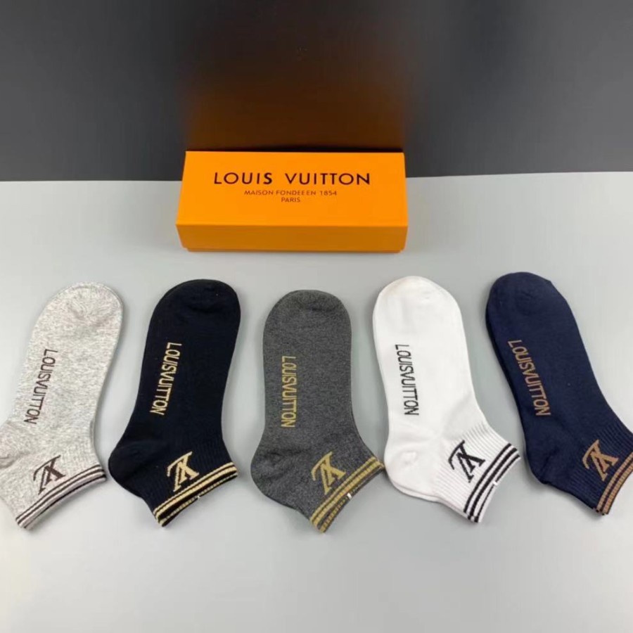 kaos kaki lv socks set premium quality all branded new p1shoes