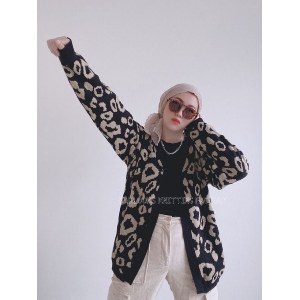 Cardigan Rajut Leopard / Cardigan Rajut Premium / Cardigan Rajut Motif / (HITAM-MOCCA)
