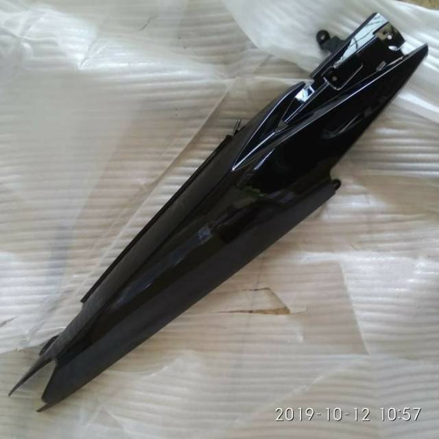 BODY BELAKANG KANAN JUPITER MX NEW 135 HITAM ORI YGP