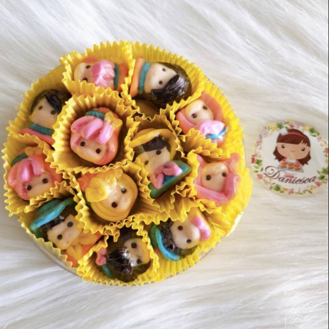 

.CTB Coklat Karakter Cute Boys and Girls lucu unik enak halal ( DS BGR )