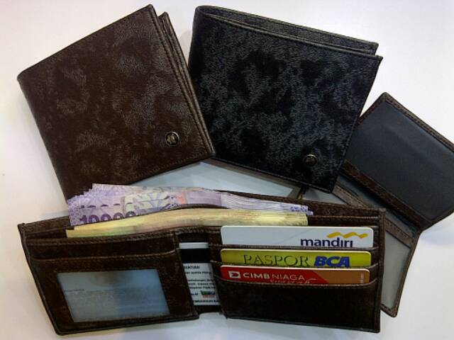 Dompet lipat