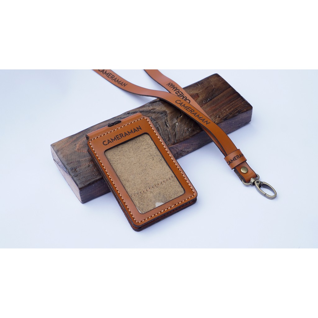 

CUSTOM ID CARD HOLDER ,NAME TAG MODEL LIPAT - CG TAN