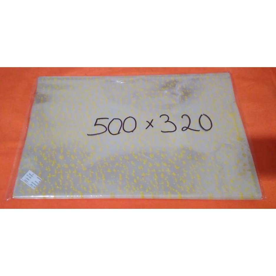 

PLASTIK BINGKISAN OPP BINTIK 500 X 320 MM ( 1 PACK = 10 PCS )