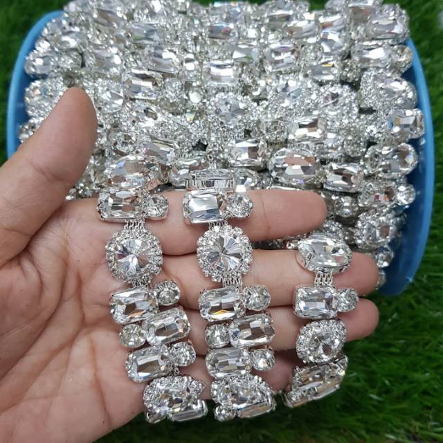 APLIKASI CRYSTAL PUTIH MEWAH KUALITAS BAGUS AAA PER YARD