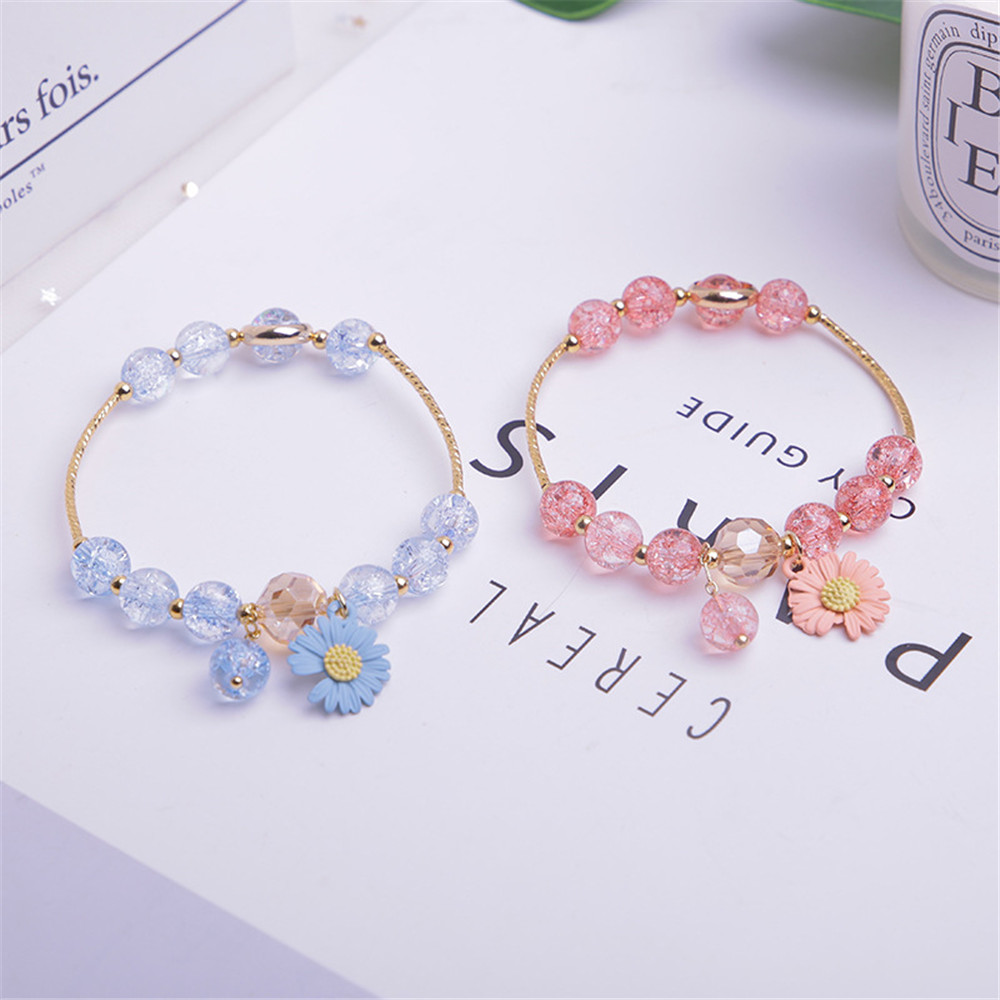 【COD Tangding】Crystal Bracelet Daisy Pendant Bracelet Pink Yellow Blue Color for Girl Summer Accessory