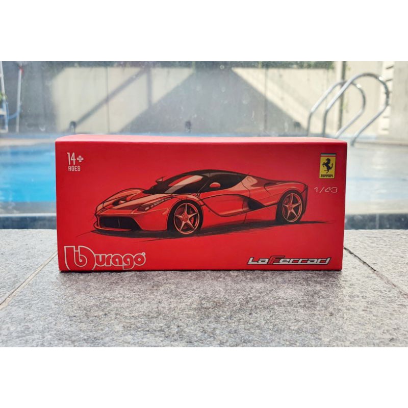 Bburago 1/43 Ferrari Signature Series LaFerrari White Miniatur Diecast Mobil Mobilan Pajangan