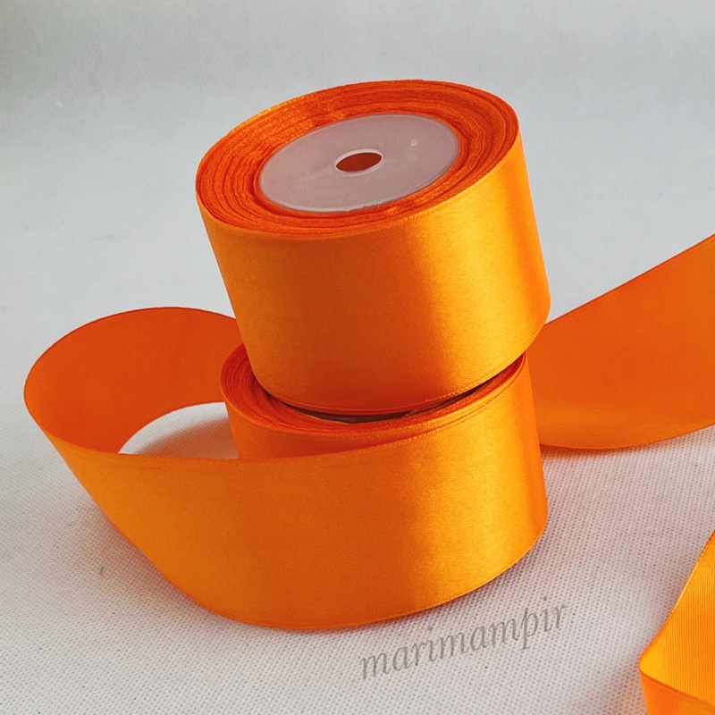 

PITA SATIN KAIN 2 INCI / 5 CM WARNA ORANGE #025