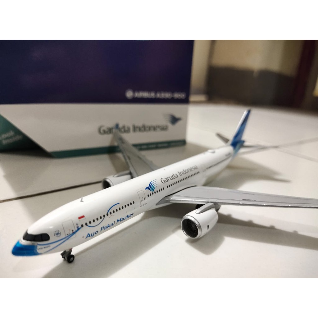 Garuda Indonesia Airbus A330-900 PK-GHG Ayo Pakai Masker Gemini Jets